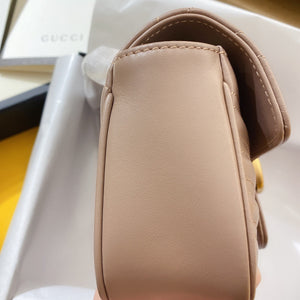 Gucci cream 22cm