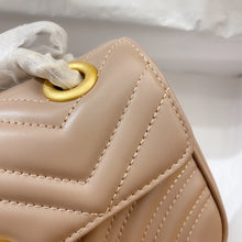 Load image into Gallery viewer, Gucci cream 22cm