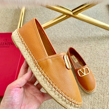 Load image into Gallery viewer, Va l e n t I n o espadrilles