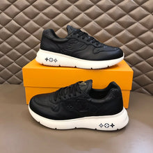 Load image into Gallery viewer, L v sneakers 21