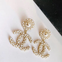 Load image into Gallery viewer, C h a n e l earrings