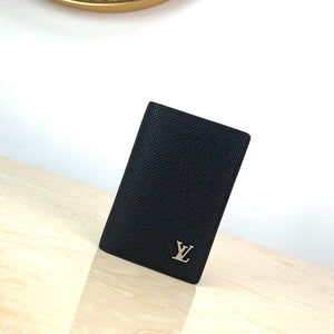 L v wallet