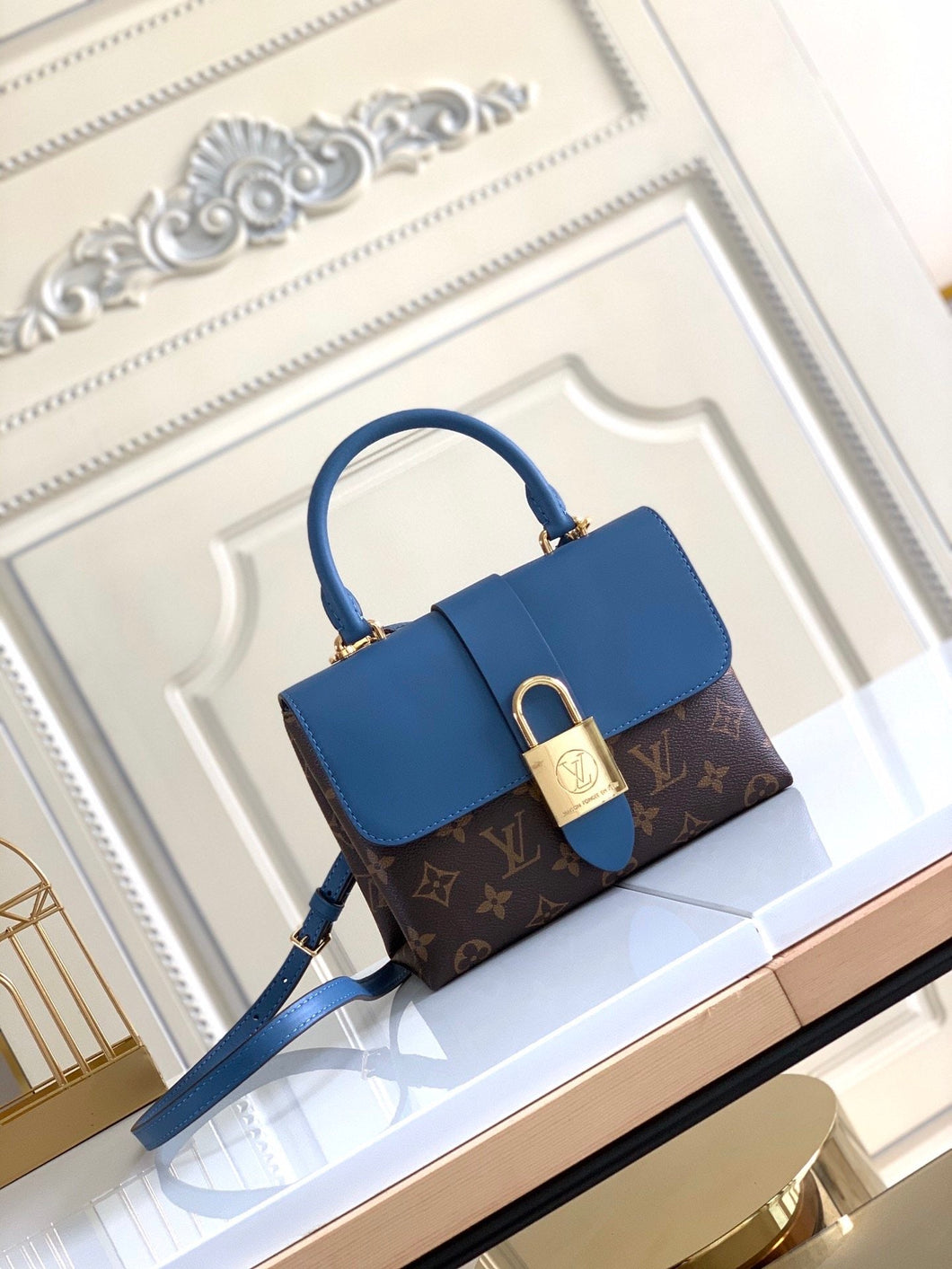 Lv lock blue