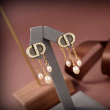 Load image into Gallery viewer, Dior earrings