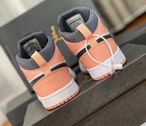 Air Jordan peach