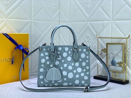 L v dots 25x 11.0 x 19.0