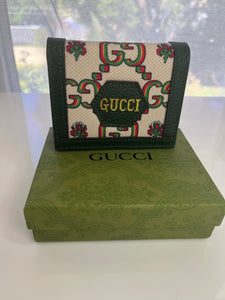 G u c c i wallet