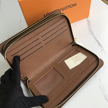Load image into Gallery viewer, L v pouch 21*11*5