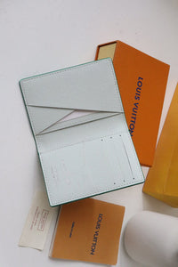 L v pocket wallet