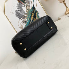 Load image into Gallery viewer, Chanel new