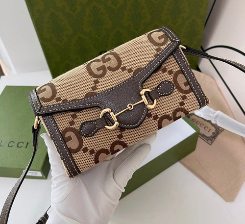 G u c c i wallet bag 18x12x5cm