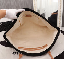 Load image into Gallery viewer, Chanel tote black