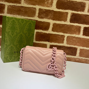 G u c c i pink 22cm