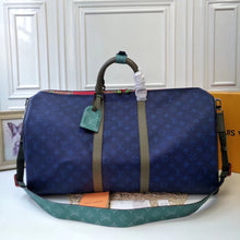 Load image into Gallery viewer, Lv duffel