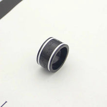 Load image into Gallery viewer, G u c c I ring