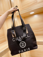 Load image into Gallery viewer, C h a n e l tote Size:35*36