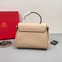 Load image into Gallery viewer, V e r s a c e cream 26-12-20CM 。