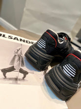 Load image into Gallery viewer, Valentino black 35-46