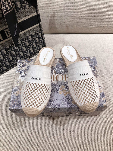 D i o r slides