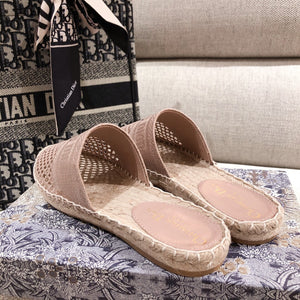 D i o r slides