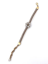Load image into Gallery viewer, G u c c I bracelet