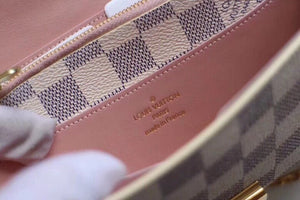 Lv wallet