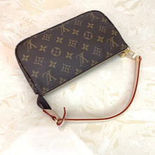 Load image into Gallery viewer, Lv new pouch
