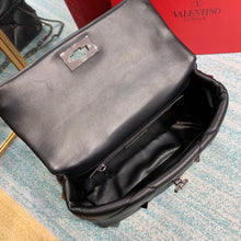 Load image into Gallery viewer, V Garavani Roman Stud black 28x20x12cm
