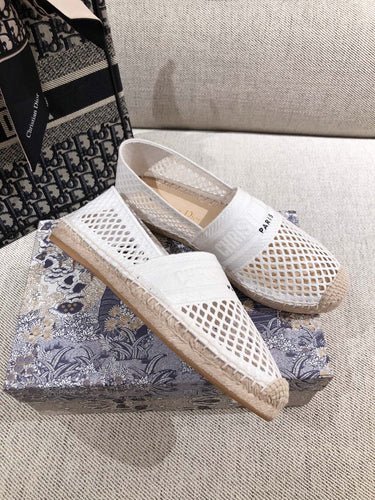 D i o r slides white