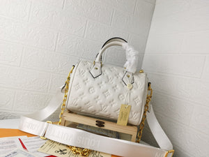 Lv new white 22.0 x 13.0 x 17.0 cm