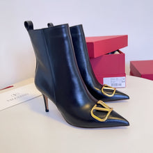 Load image into Gallery viewer, V a l e n t I n o boots