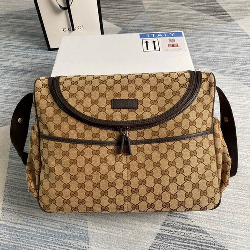G u c c i baby bag