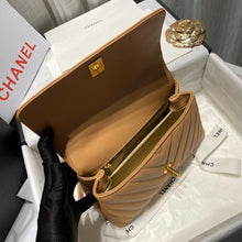 Load image into Gallery viewer, Chanel new two sizes