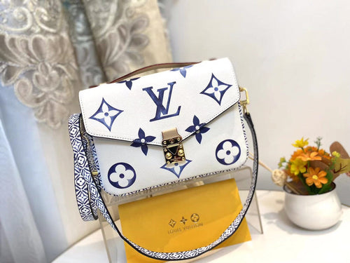 L v white Monogram