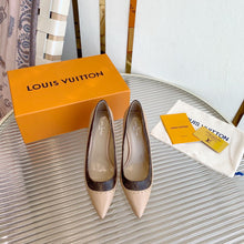 Load image into Gallery viewer, L v heels