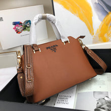 Load image into Gallery viewer, P r a d a cc 30*22*13CM