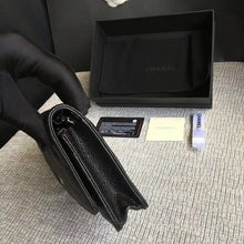 Load image into Gallery viewer, Chanel 19x12 cm