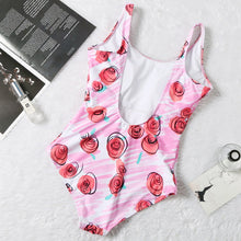 Load image into Gallery viewer, Moschino flower