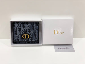 Dior wallet