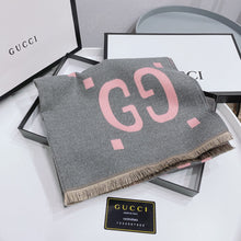 Load image into Gallery viewer, G u c c i scarf