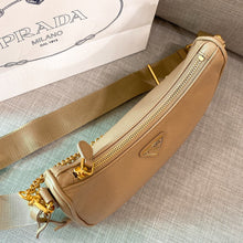 Load image into Gallery viewer, Prada hobo