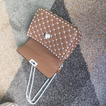 Load image into Gallery viewer, Valentino rockstud