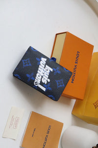 L v pocket wallet