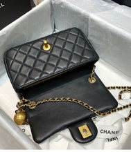 Load image into Gallery viewer, Chanel gold