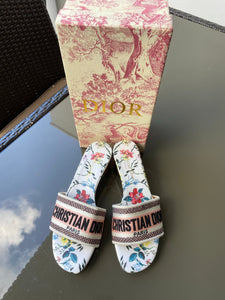 Dior heel