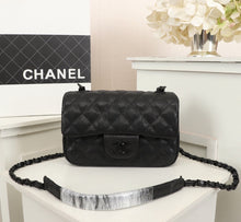 Load image into Gallery viewer, Chanel black