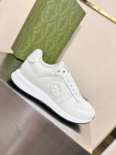 G u c c i sneakers white