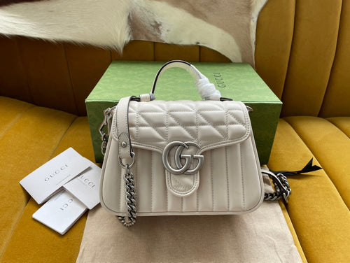 G u c c i marmont 21/15.5/8cm