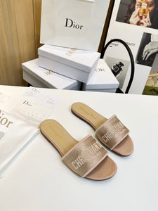 D I o r slides