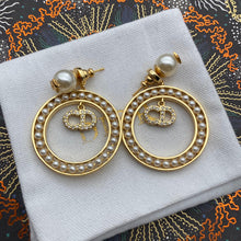 Load image into Gallery viewer, D i o r earrings